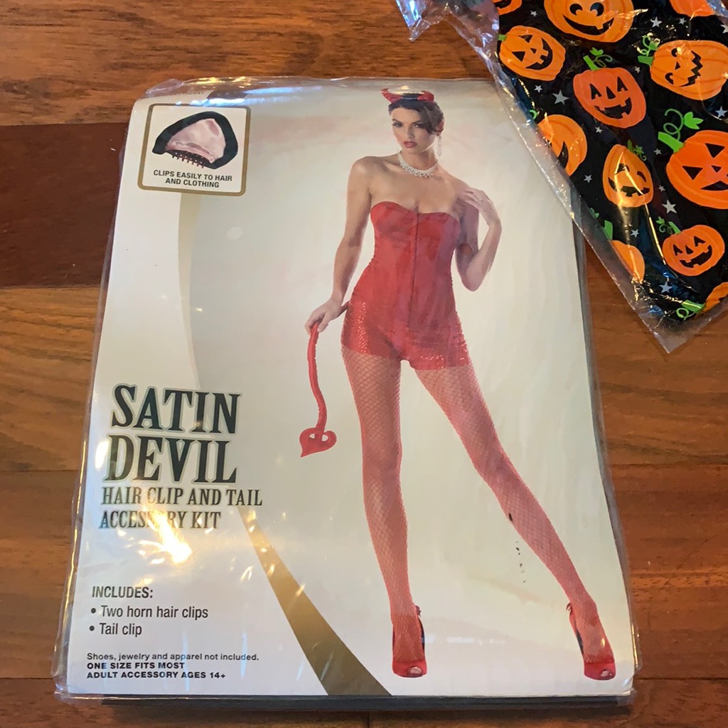 Satin Devil Tail